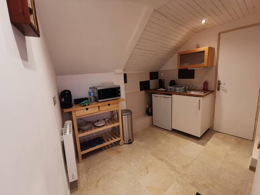 Le Rez De Jardin Apartment Honfleur Exterior foto